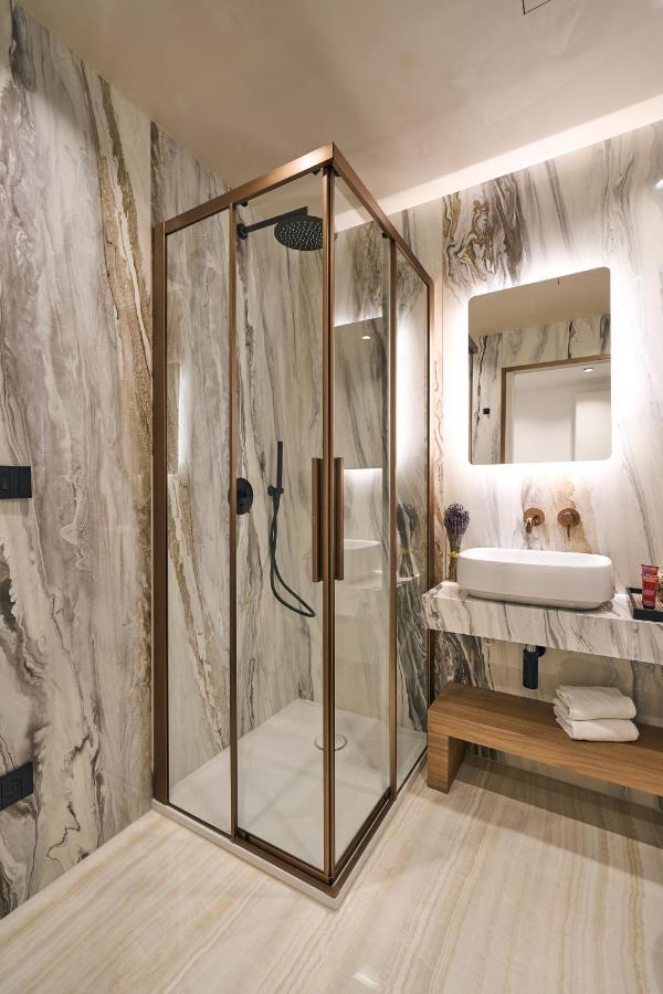 Luxury & Central Apartment Milánó Kültér fotó